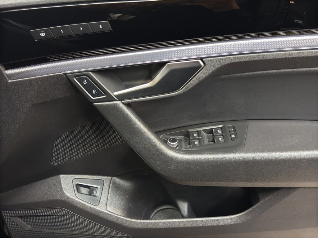 Used Volkswagen Touareg 2019 for sale - 77037628: Photo 24