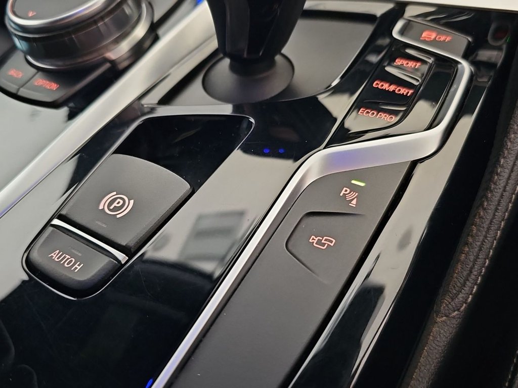 Used BMW 5 Series 2018 for sale - 76654889: Photo 24