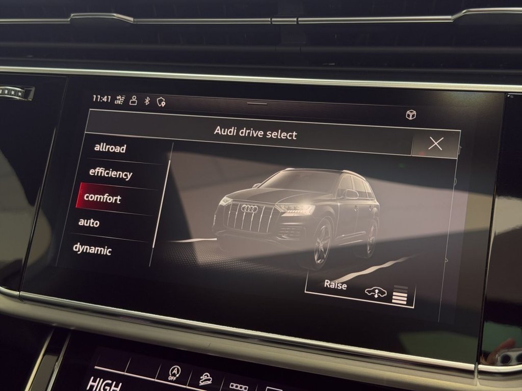 Used Audi Q7 2021 for sale - 77654859: Photo 33