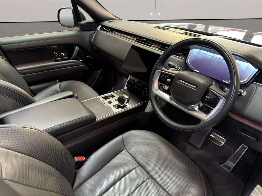Used Land Rover Range Rover 2023 for sale - 77720430: Photo 2