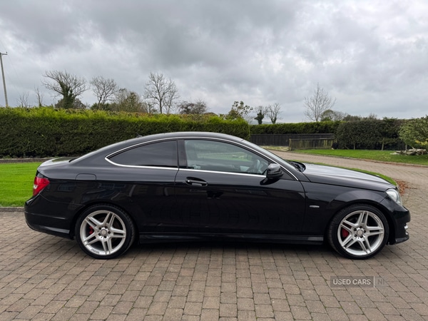 Used Mercedes-Benz C Class 2012 for sale - 76327522: Photo 2