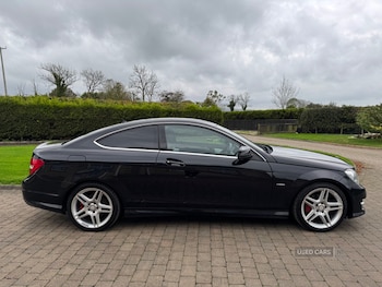 Used Mercedes-Benz C Class 2012 for sale - 76327522: Photo