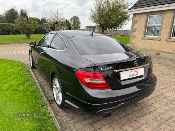 Used Mercedes-Benz C Class 2012 for sale - 76327522: Photo 5
