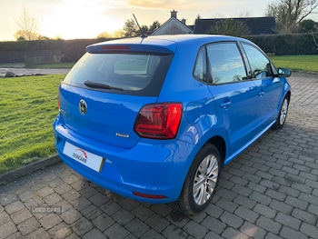 Used Volkswagen Polo 2015 for sale - 77613220: Photo