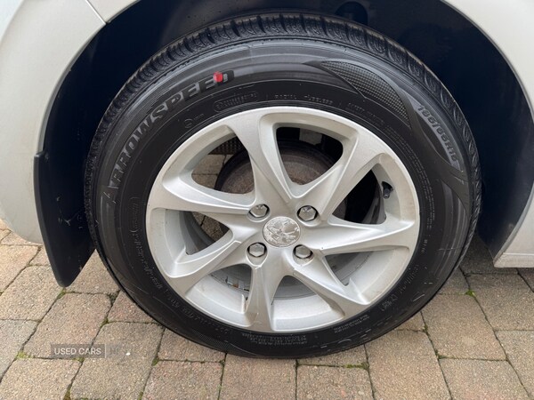 Used Peugeot 208 2015 for sale - 76327523: Photo 7