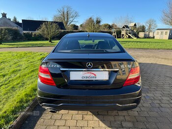 Used Mercedes-Benz C Class 2012 for sale - 77230983: Photo