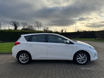Used Toyota Auris 2013 for sale - 76965889: Photo