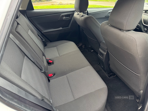 Used Toyota Auris 2013 for sale - 75636035: Photo 9