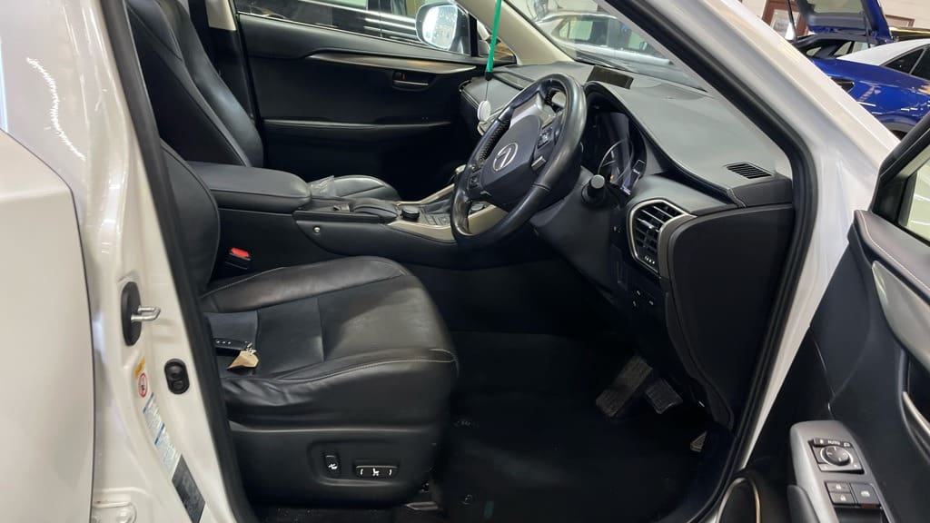 Lexus NX 