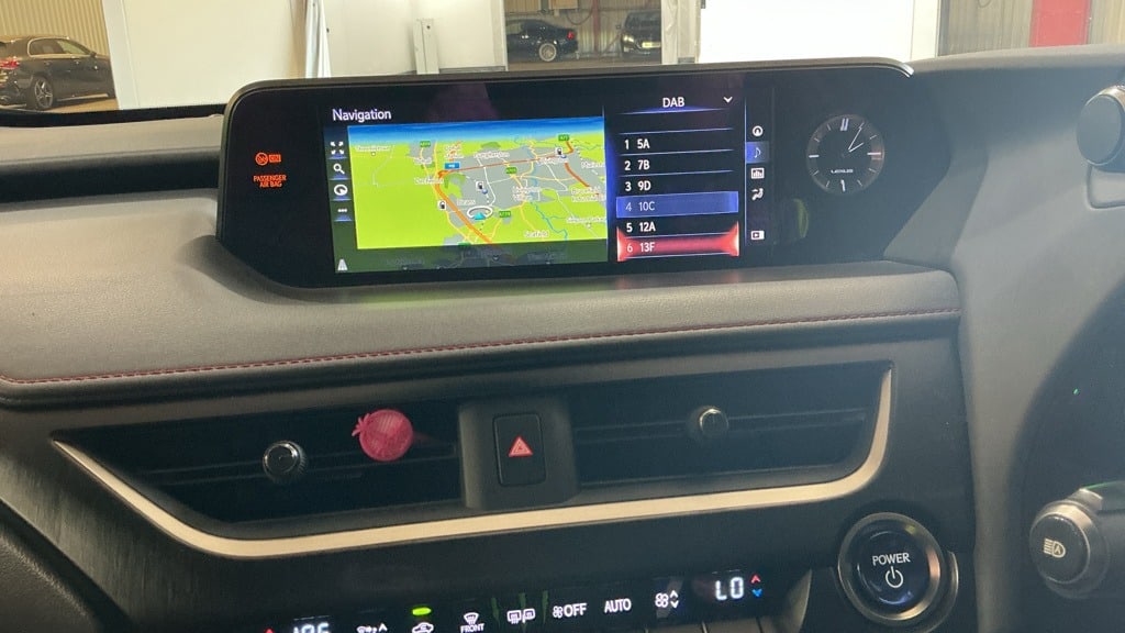 Lexus UX 