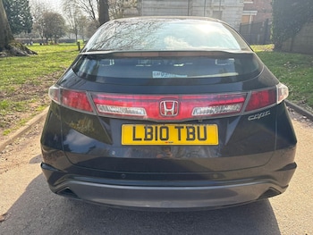 Used Honda Civic 2010 for sale - 78317629: Photo