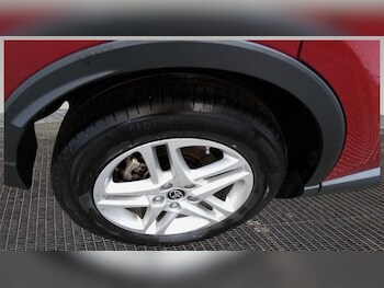 Used Toyota C-HR 2023 for sale - 78182736: Photo