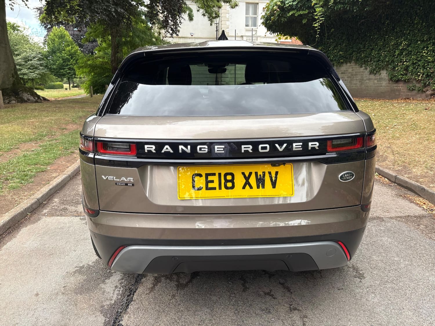 Land Rover Range Rover Velar 