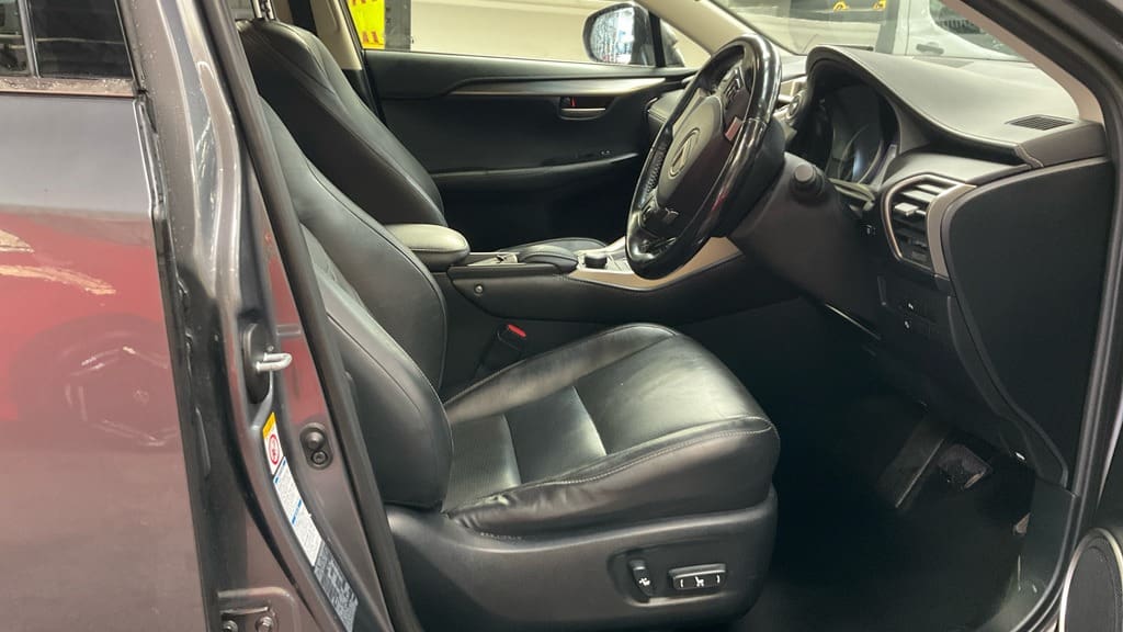 Lexus NX 