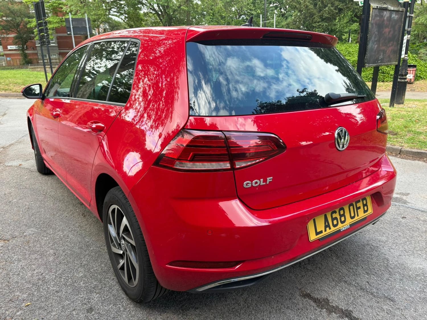 Volkswagen Golf 