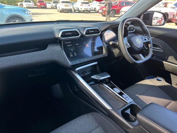 Used MG MG ZS 2024 for sale - 76299937: Photo 2