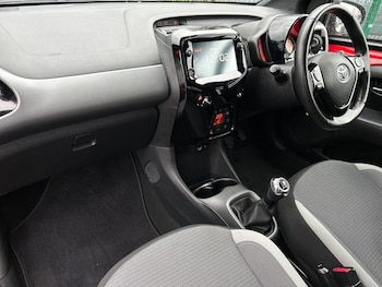 Used Toyota AYGO 2021 for sale - 77787601: Photo