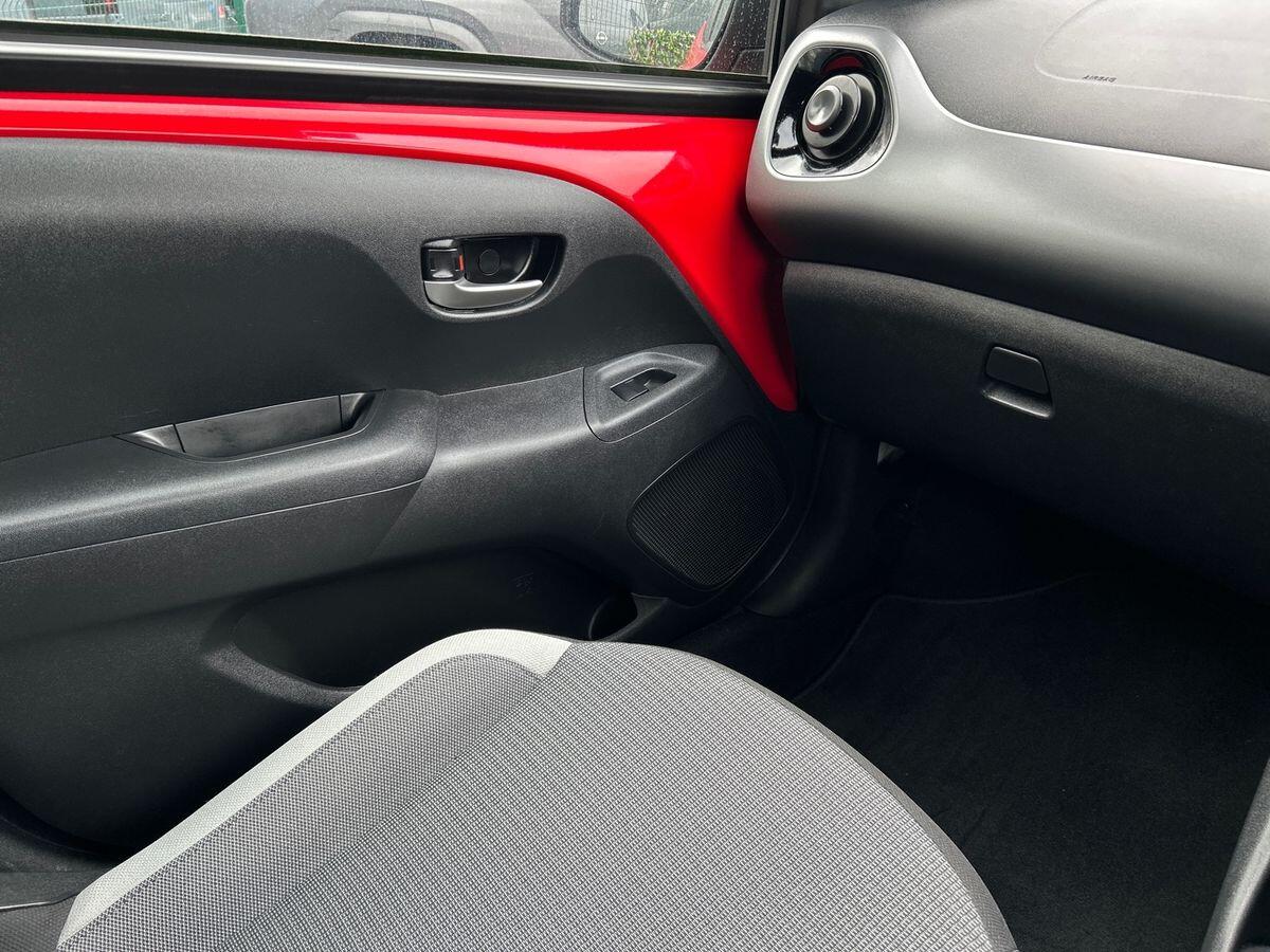 Used Toyota AYGO 2021 for sale - 77787601: Photo 39