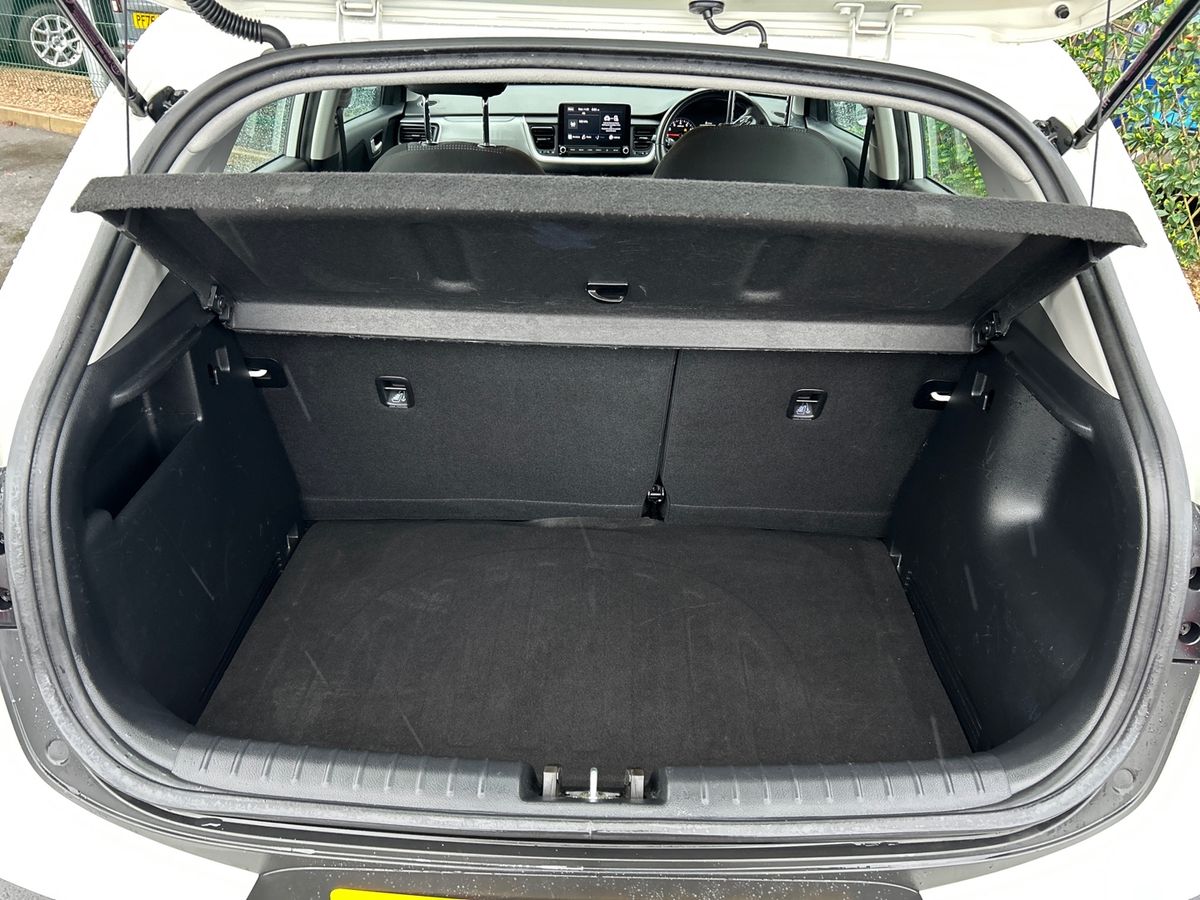 Used Kia Stonic 2021 for sale - 77540976: Photo 21