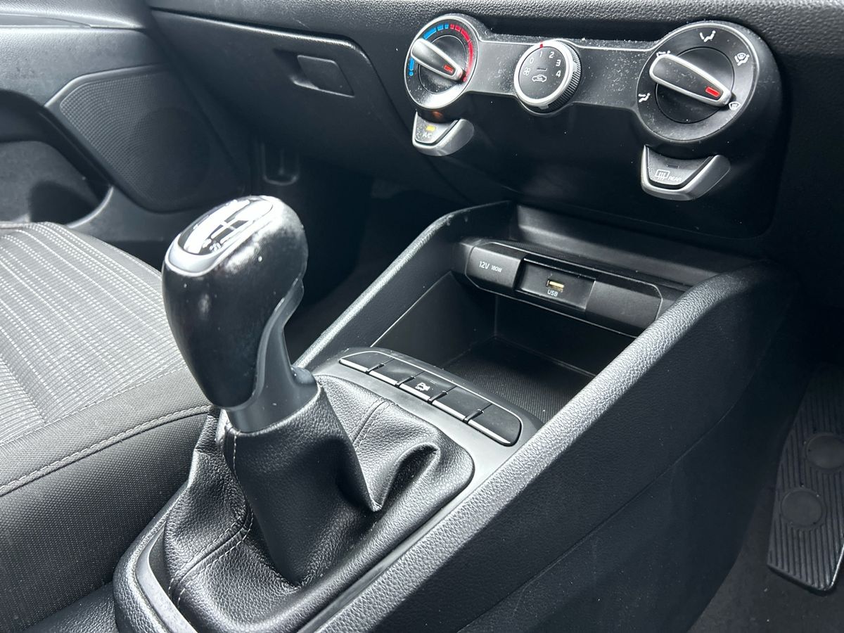 Used Kia Stonic 2021 for sale - 77540976: Photo 34