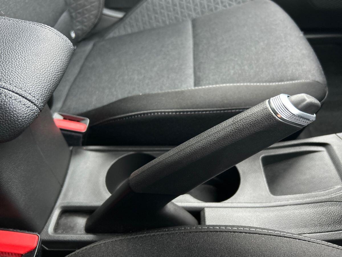 Used Renault Clio 2023 for sale - 76890137: Photo 40