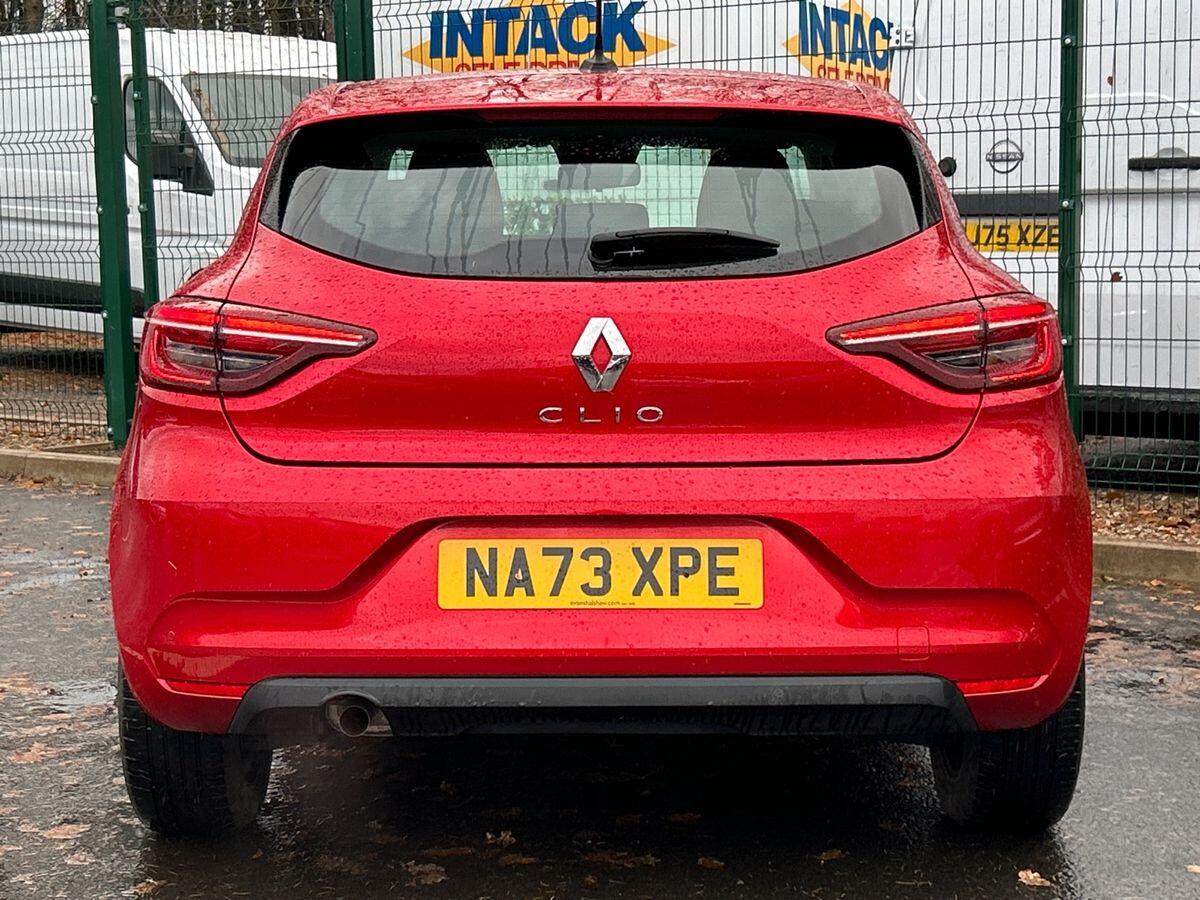Used Renault Clio 2023 for sale - 76890137: Photo 5