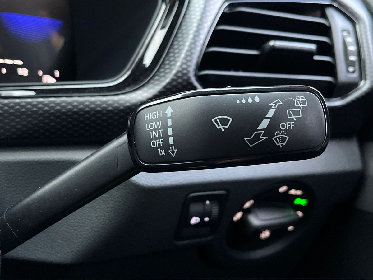 Used Volkswagen T-Cross 2023 for sale - 77361808: Photo 30