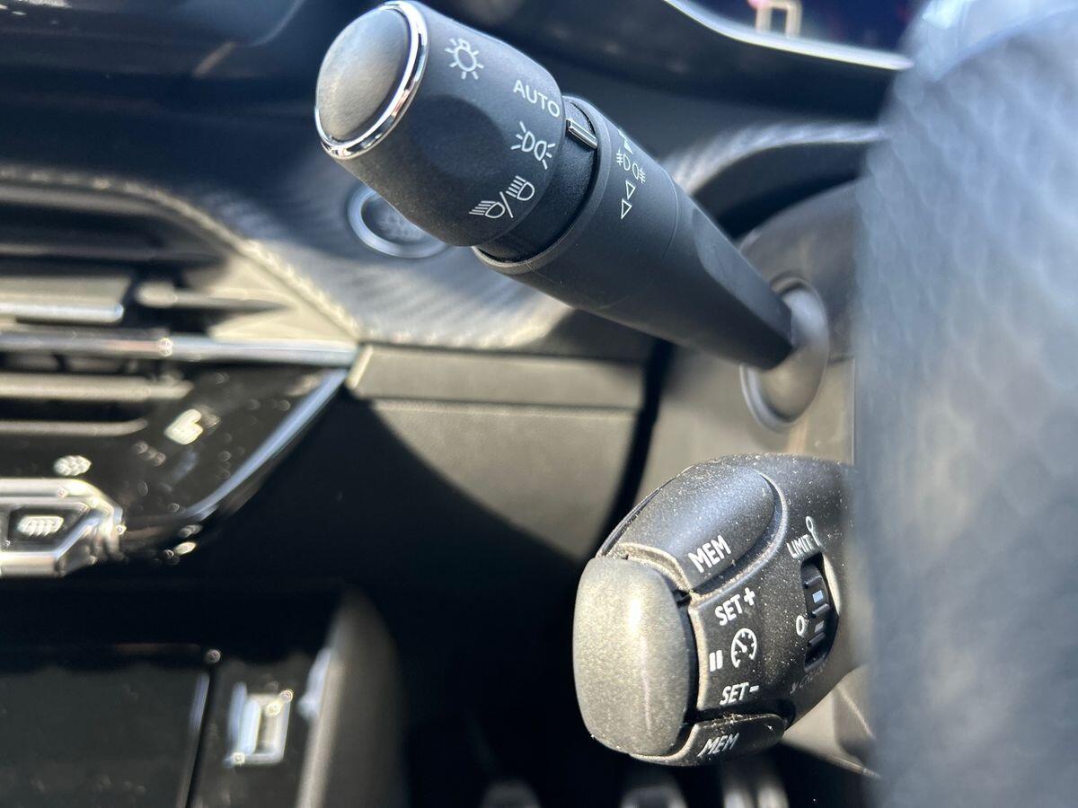 Used Peugeot 2008 2021 for sale - 77943682: Photo 31