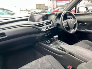 Used Lexus UX 2019 for sale - 74742051: Photo