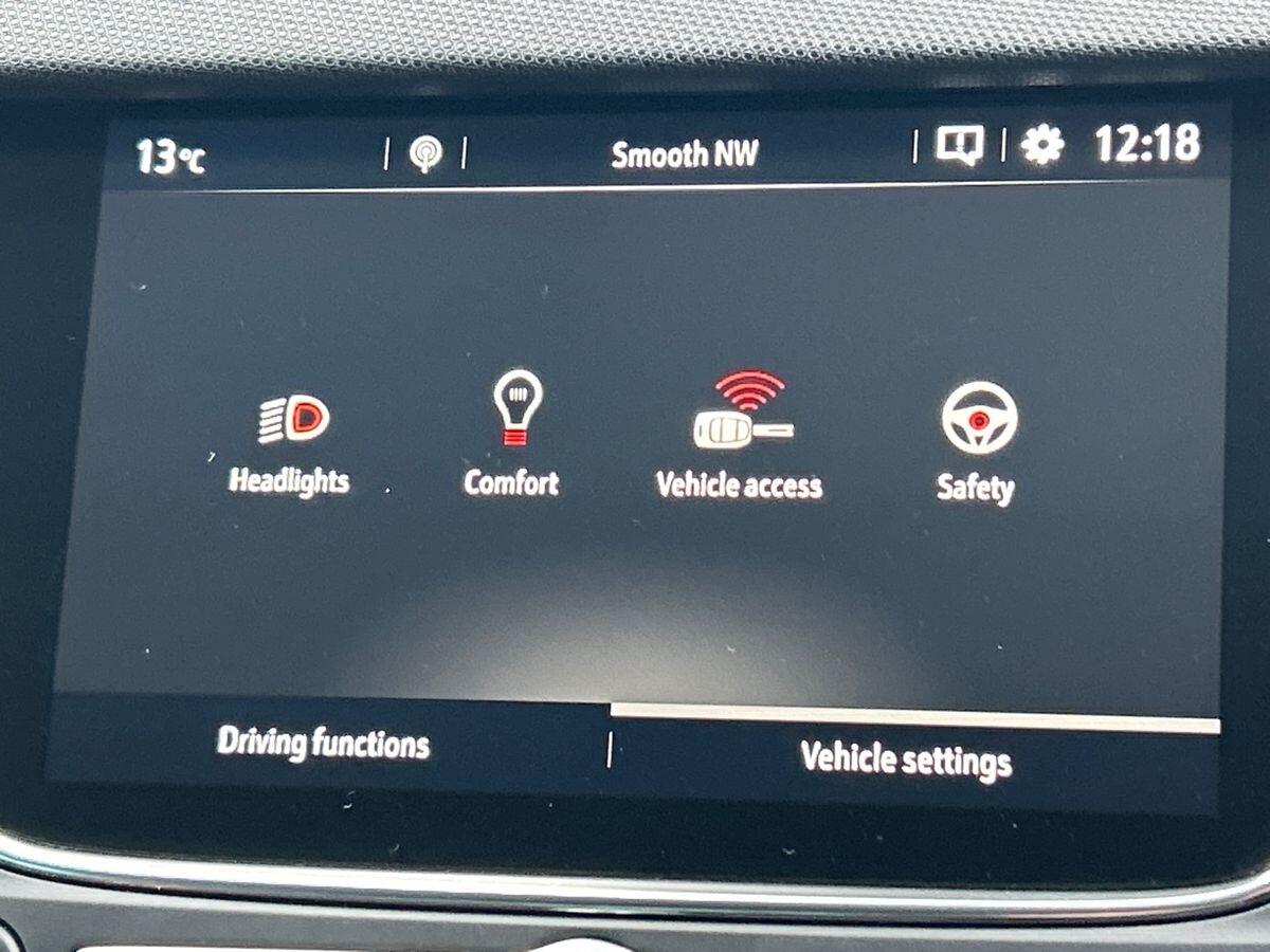 Used Vauxhall Crossland 2021 for sale - 76890310: Photo 35