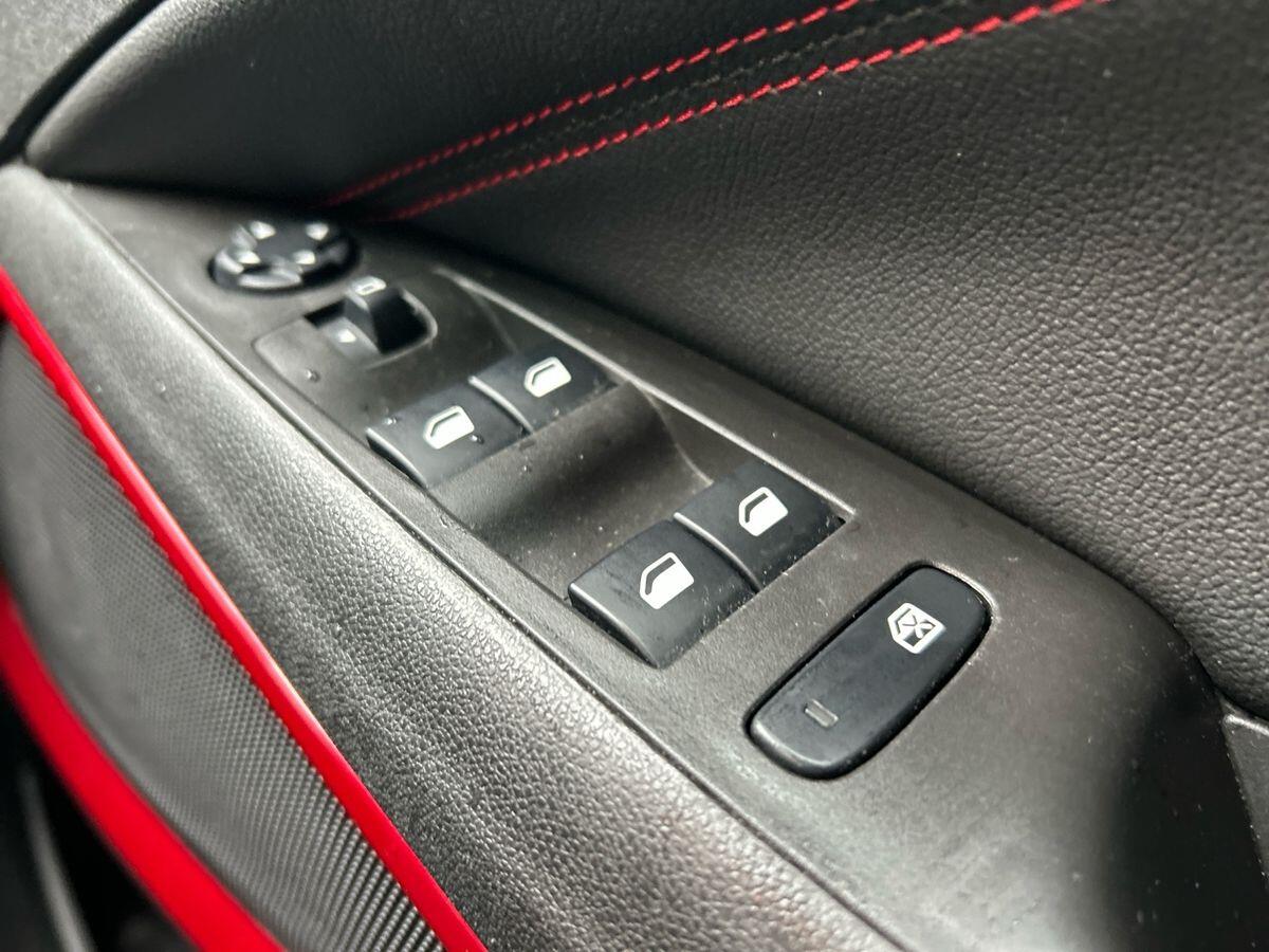 Used Vauxhall Crossland 2021 for sale - 76890310: Photo 44