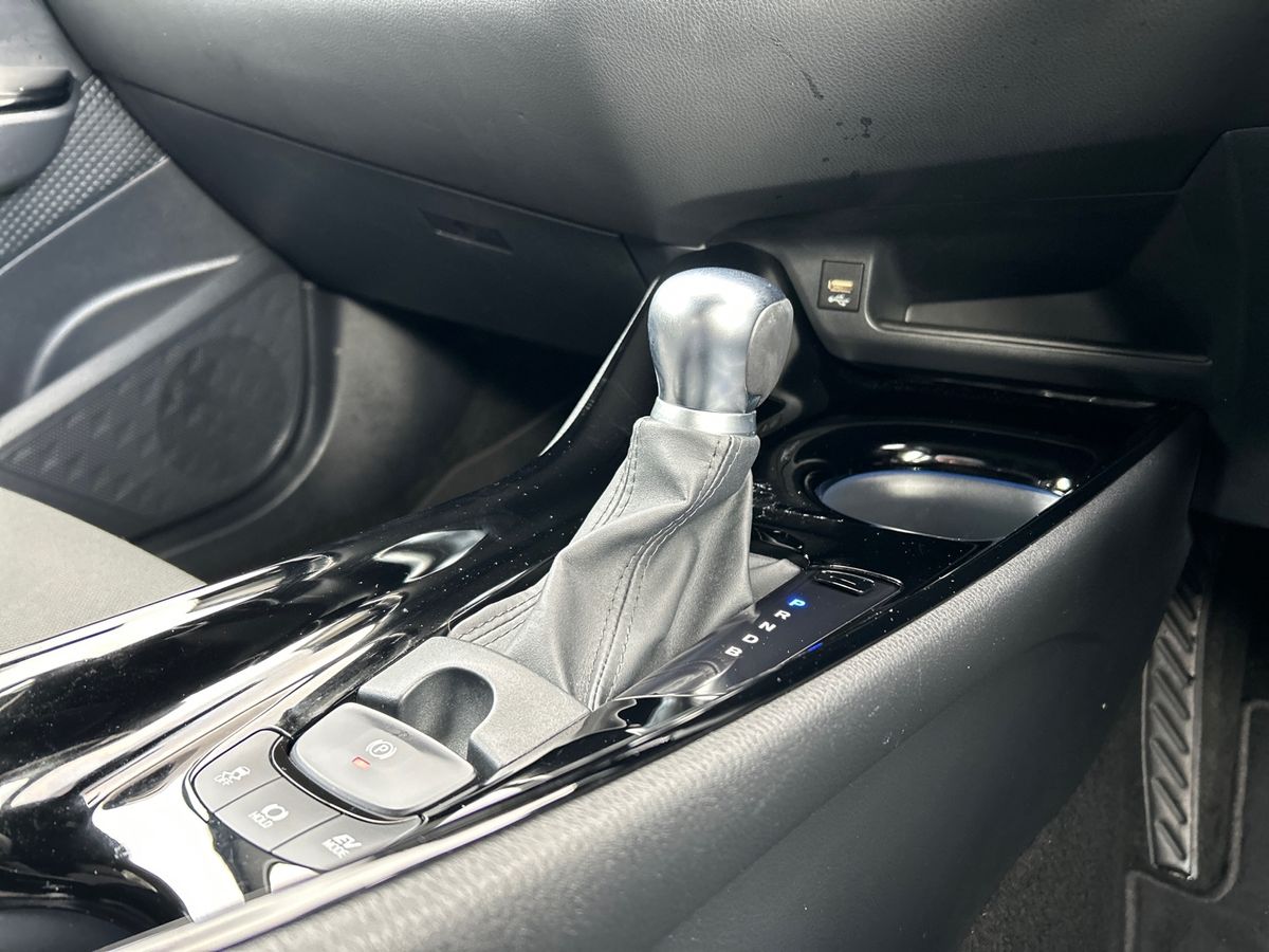 Used Toyota C-HR 2020 for sale - 77567877: Photo 37