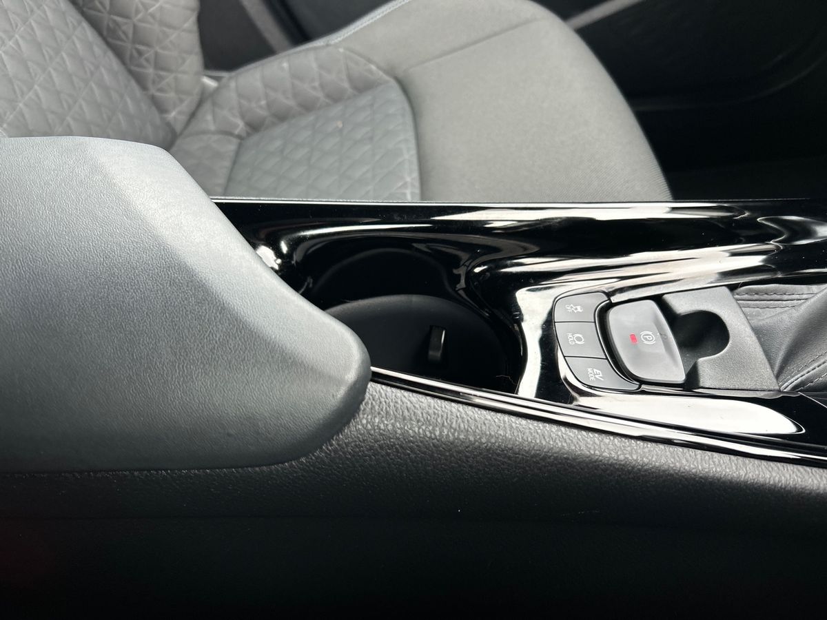 Used Toyota C-HR 2020 for sale - 77567877: Photo 38