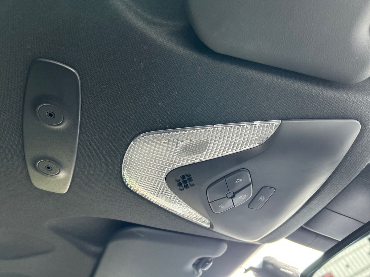 Used Toyota C-HR 2020 for sale - 77567877: Photo 41