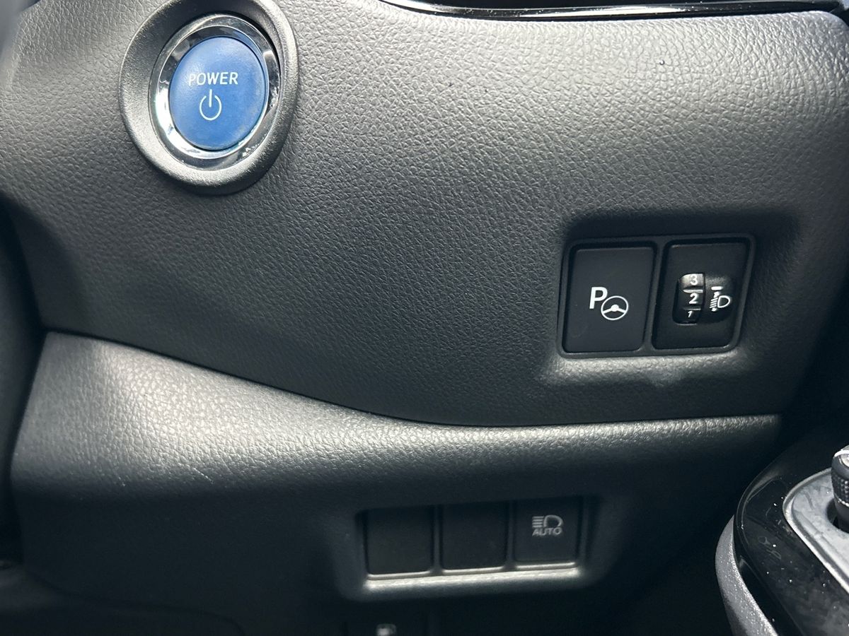 Used Toyota C-HR 2020 for sale - 77567877: Photo 42