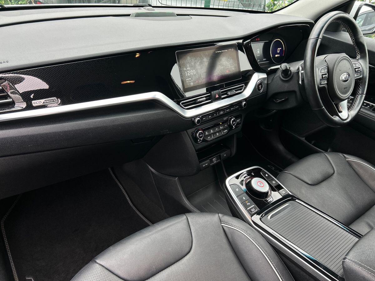 Used Kia Niro 2021 for sale - 77147602: Photo 2