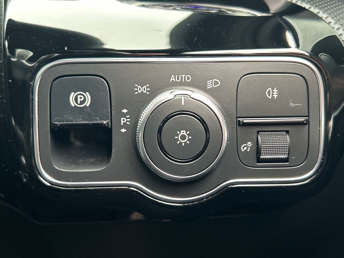 Used Mercedes-Benz A-Class 2019 for sale - 77516941: Photo 42