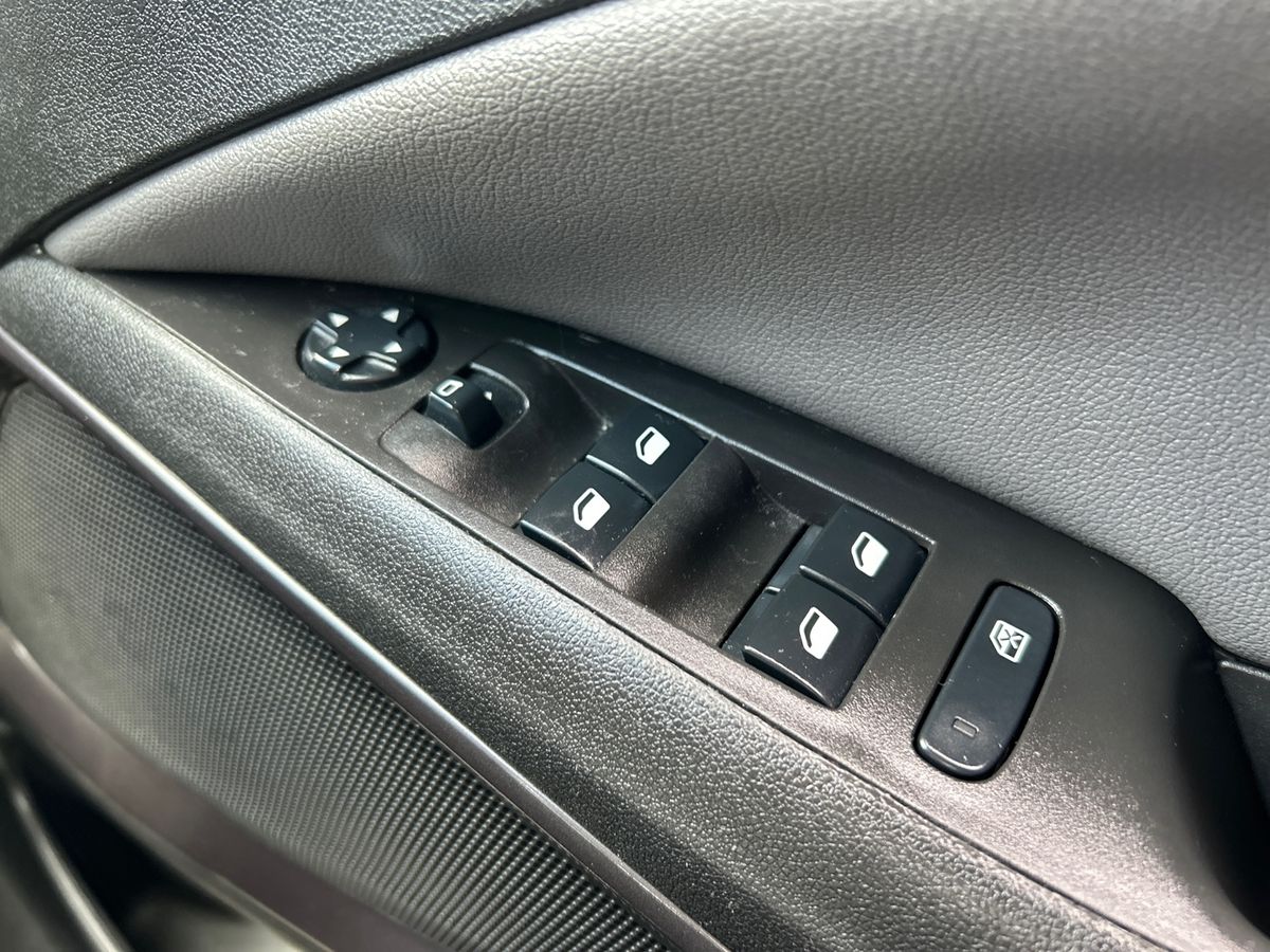 Used Vauxhall Crossland X 2019 for sale - 78201700: Photo 44