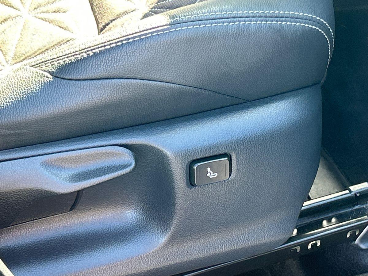 Used Toyota Yaris Cross 2024 for sale - 77458913: Photo 22