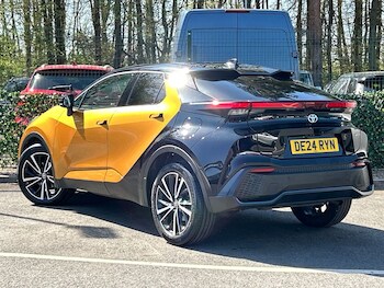 Used Toyota C-HR 2024 for sale - 78354353: Photo