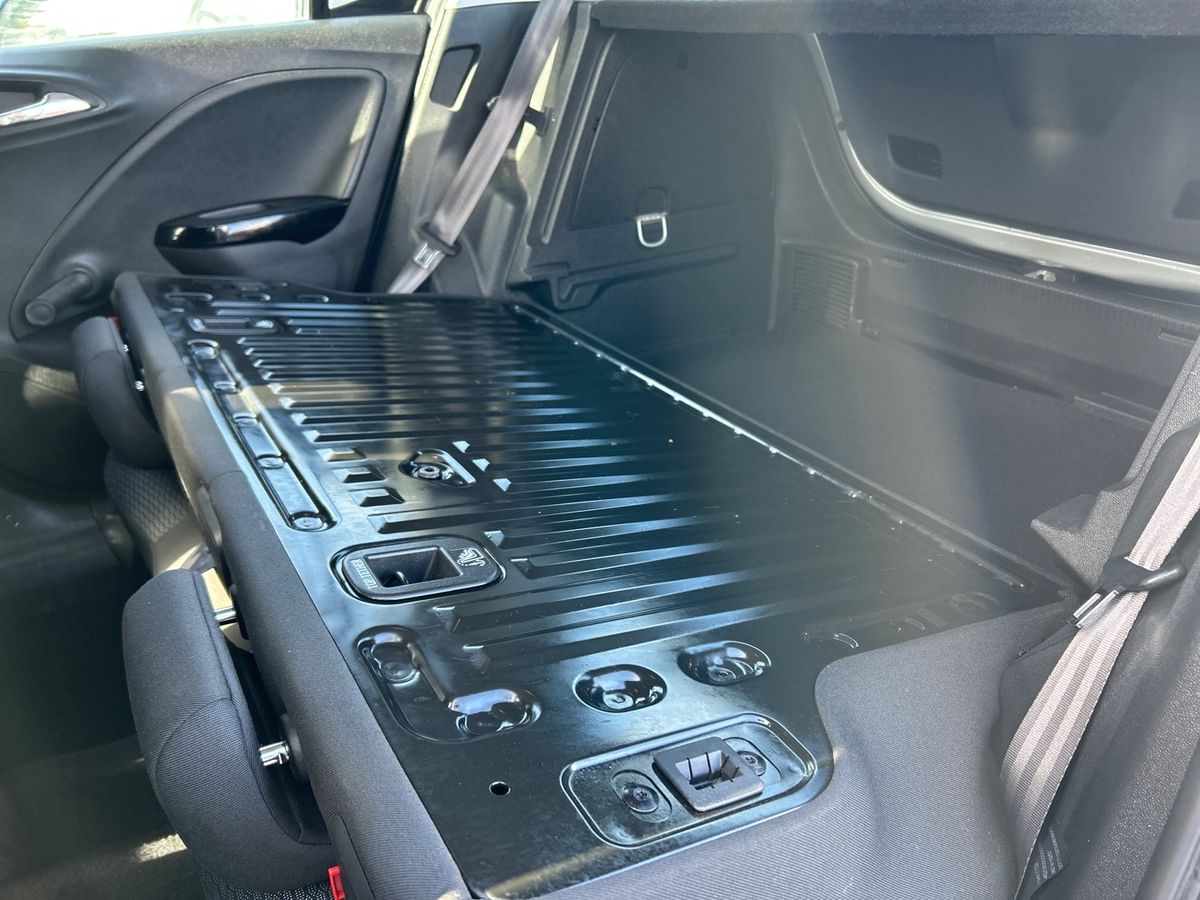 Used Vauxhall Corsa 2017 for sale - 77831209: Photo 46