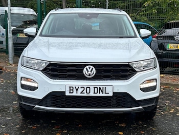 Used Volkswagen T-Roc 2020 for sale - 76502928: Photo