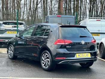 Used Volkswagen Golf 2019 for sale - 74741428: Photo