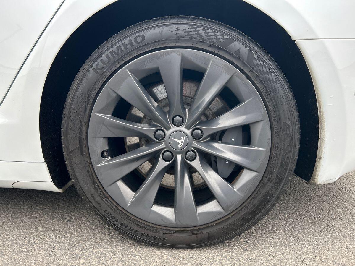 Used Tesla Model S 2019 for sale - 78213446: Photo 11