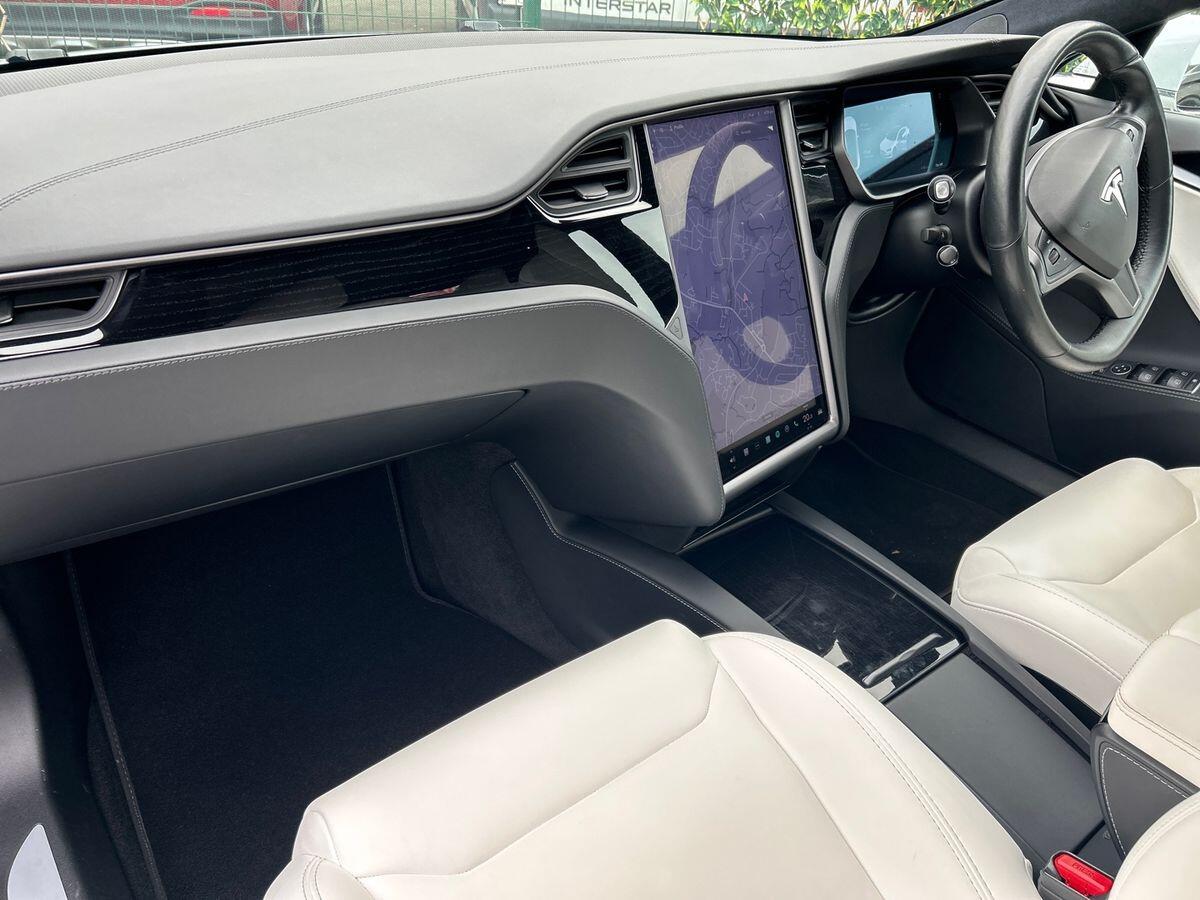 Used Tesla Model S 2019 for sale - 78213446: Photo 2