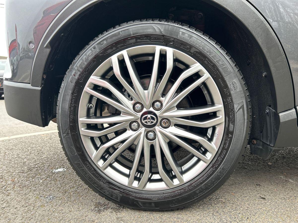 Used Toyota C-HR 2022 for sale - 78026629: Photo 12