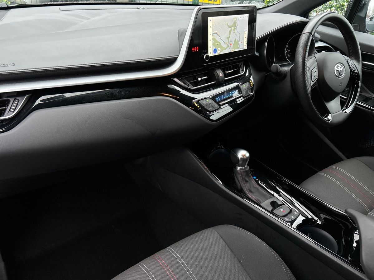 Used Toyota C-HR 2023 for sale - 77187508: Photo 2