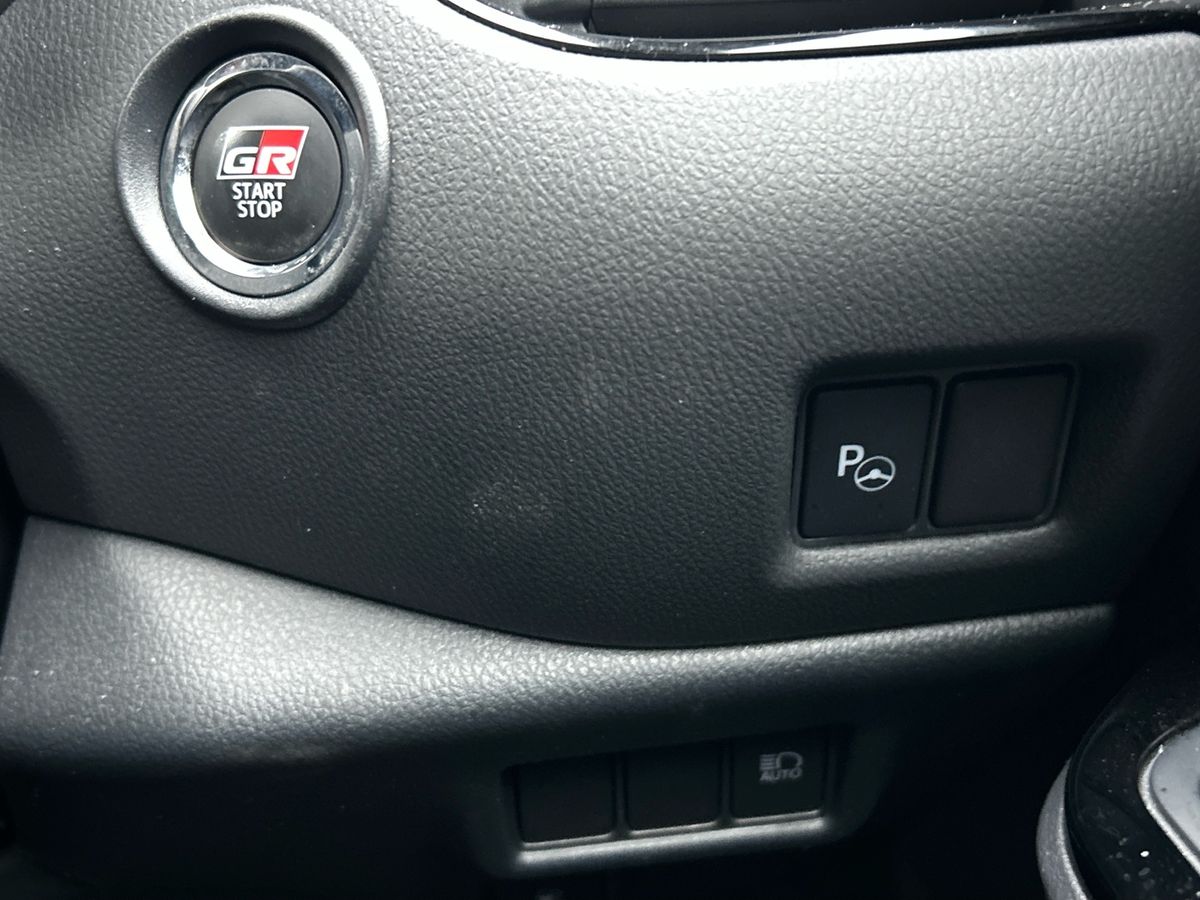 Used Toyota C-HR 2023 for sale - 77187508: Photo 43