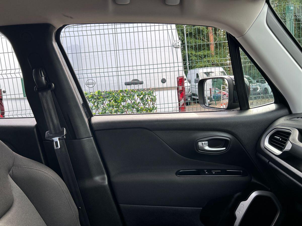 Used Jeep Renegade 2019 for sale - 77100015: Photo 26