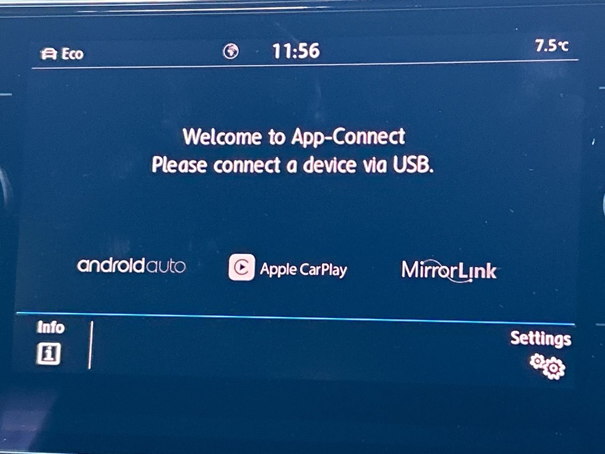 Used Volkswagen T-Roc 2018 for sale - 77002112: Photo 30